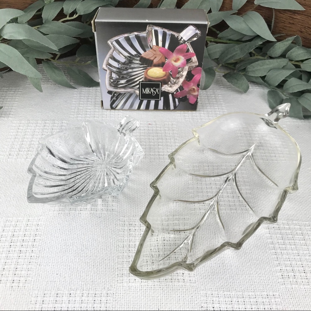 2 Vintage Leaf Ring Dishes Jewelry Trinket Dish